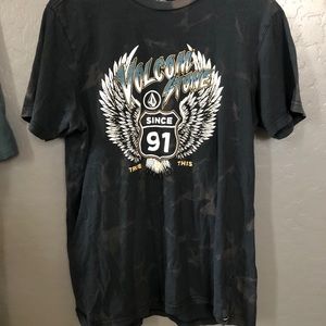 Volcom shirt
